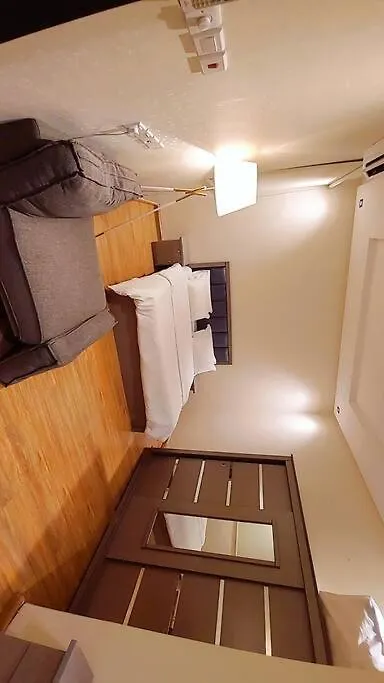 غرفة وصالة ومطبخ بحي النرجس قرب المطار والجامعة Riyadh Apartment
